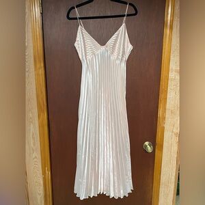 VTG Delicates SHINY Slip GOWN Pleated SATIN Pink Long Lingerie Dress Large